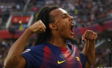 三亿体育体育官方-巴塞罗那客场惊险逆转，成功发力