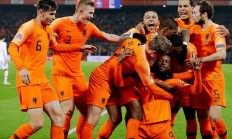 三亿体育体育竞技-荷兰队在对决中表现出众，轻松晋级下一轮