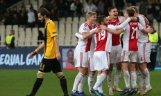 三亿体育体育网页版-包含欧洲顶级足球赛：马德里竞技对阵阿贾克斯的词条