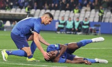 三亿体育体育教练-上海申花客场不敌唐山芝罘，遭遇失利