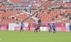 三亿体育体育在线-热情激情展开：国际女足比赛赛场惊险百出的简单介绍