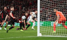 三亿体育体育app-英格兰队在比赛中取得胜利，士气高昂的简单介绍