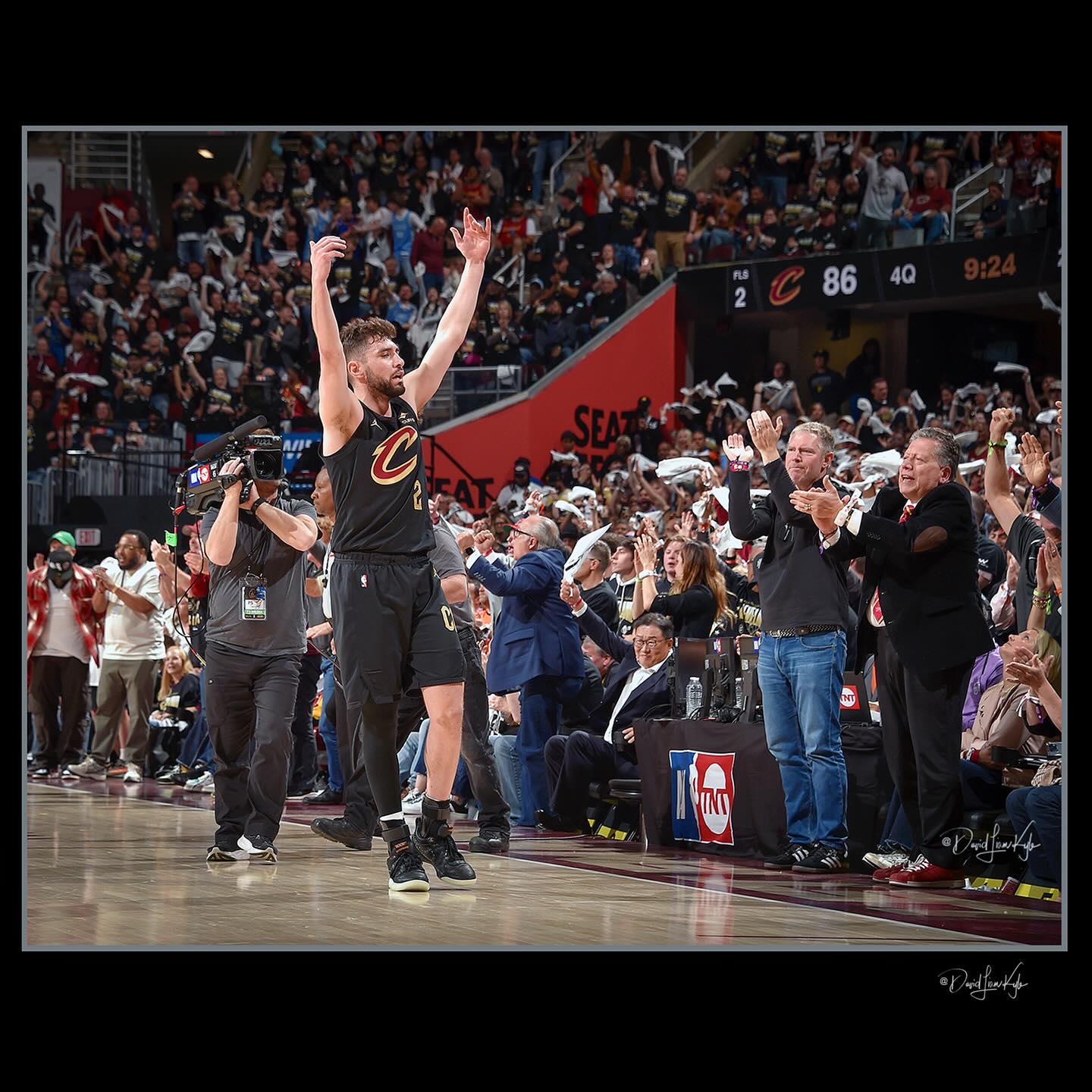 NBA球队备战季后赛，骑士队全力以赴