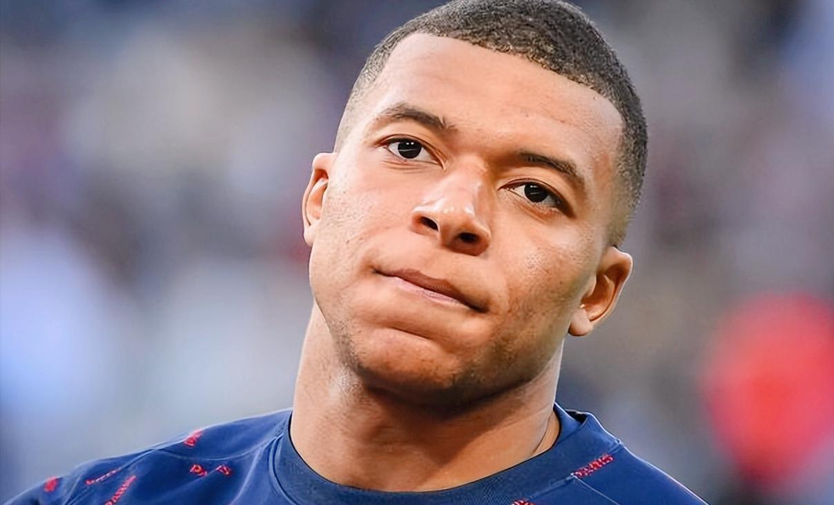 关于姆巴佩状态不佳，连续五场比赛哑火，巴黎球迷担心的信息