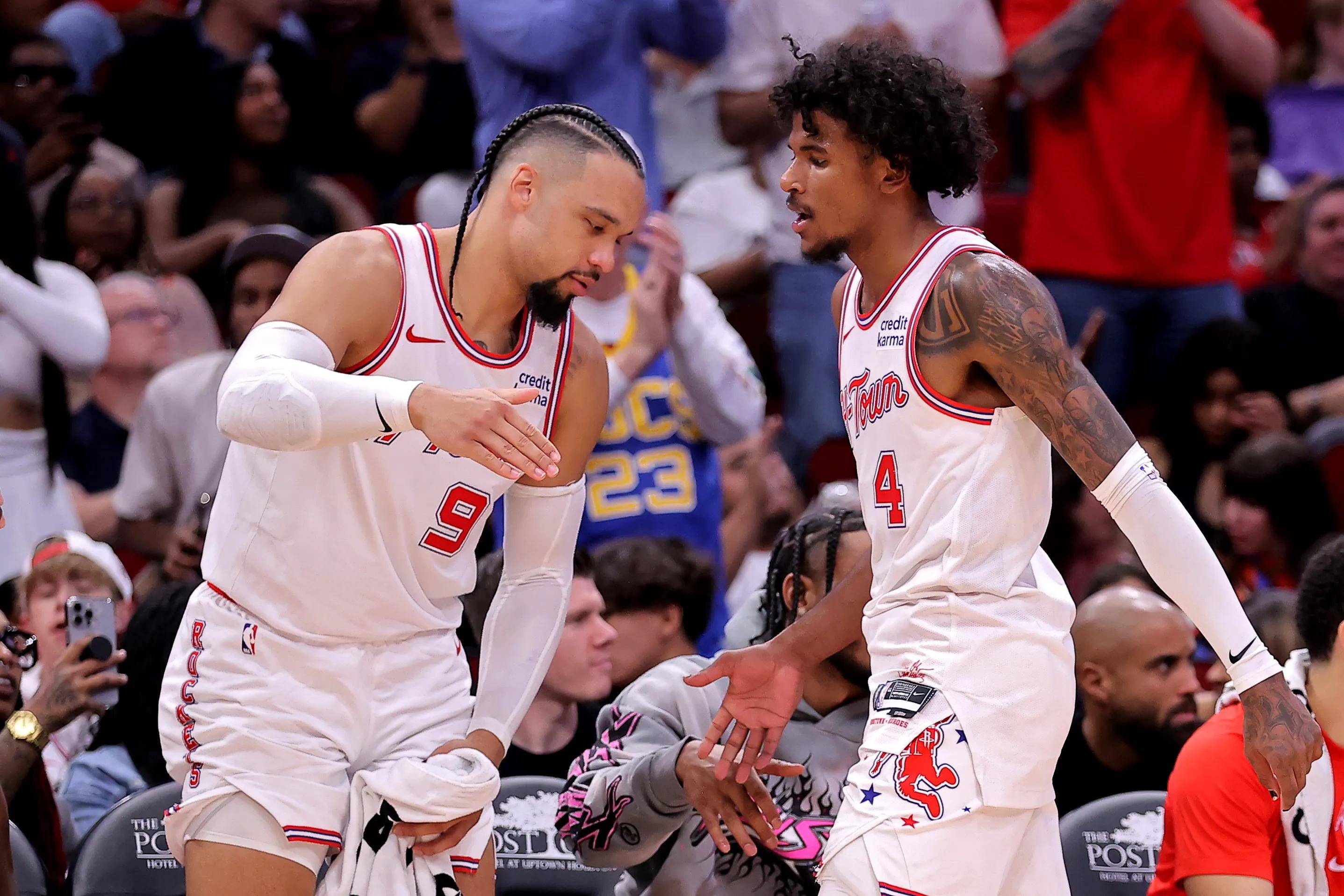 鹈鹕绝杀热火迎来四连胜的简单介绍