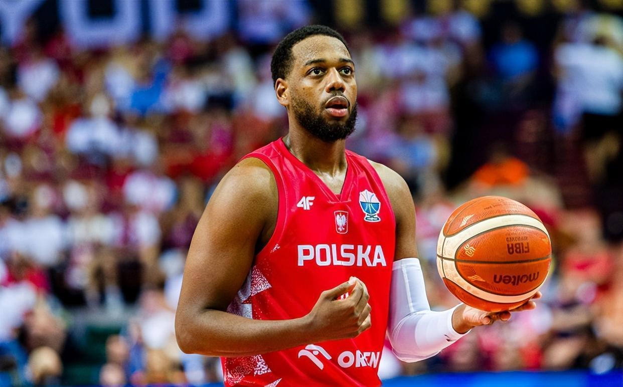 一位球员独力支撑球队，绝地反击